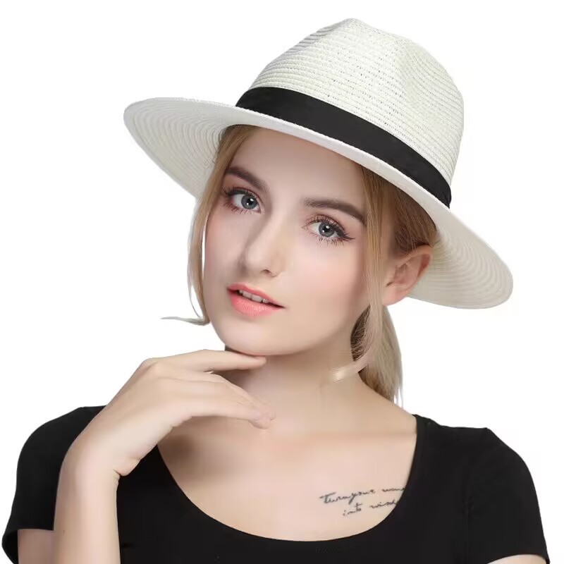 Straw Sun Hat With Wide Brim Flat Crown and Contrast Band Suitable for Vacation Styling