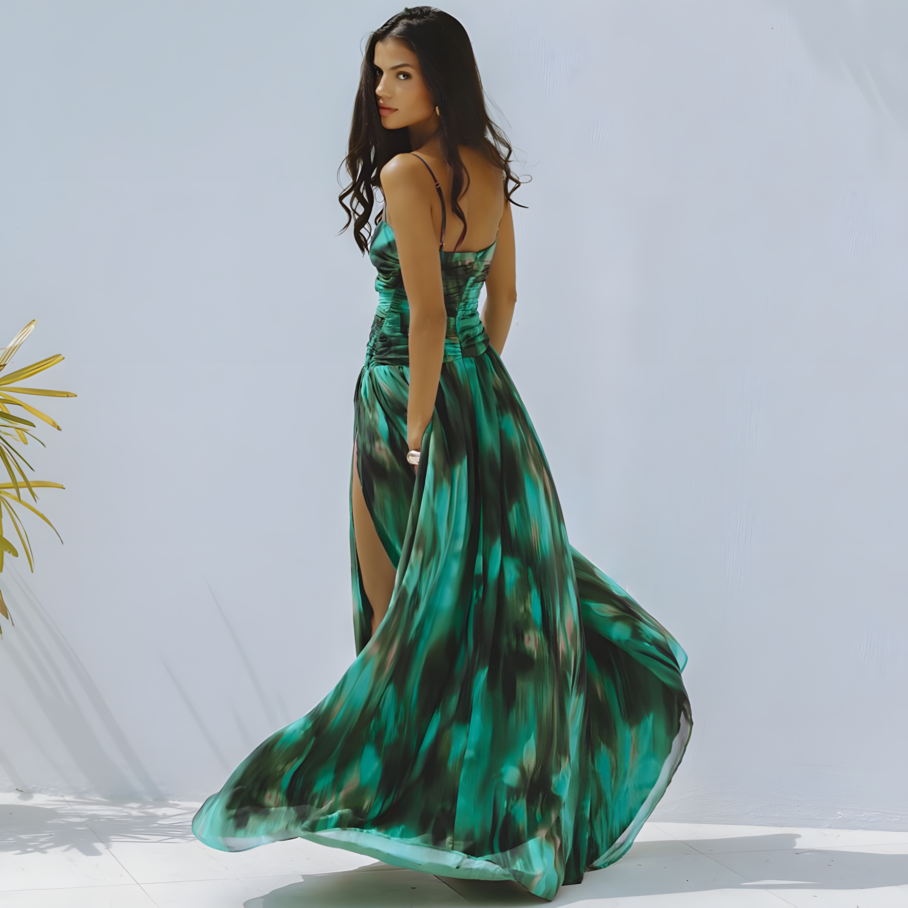 Women's New Green Ink-Wash Print Cut-Out One-Piece Swimsuit with High-Slit Umbrella Skirt Resort Set