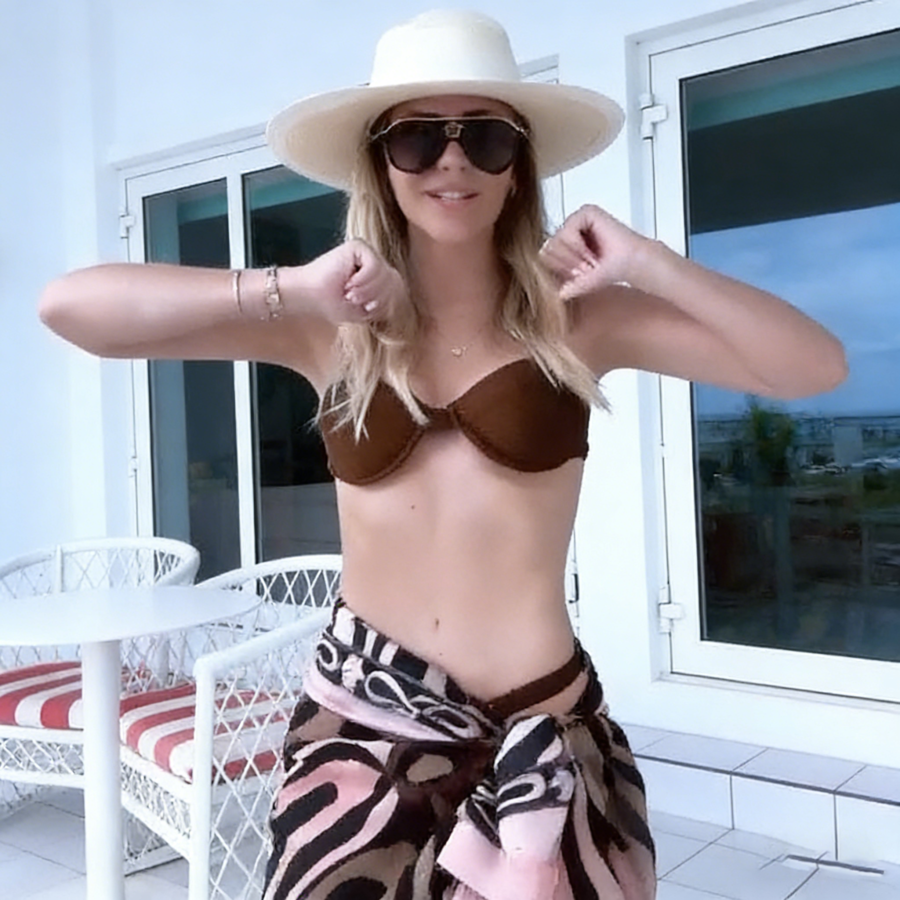 Zebra Pink-Brown Gradient Corrugated Bikini Set with Skirt