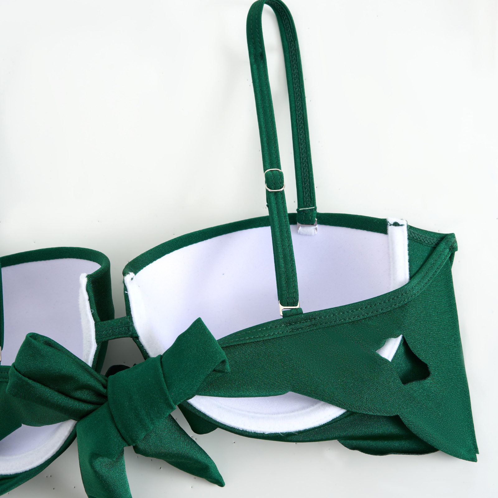 Women's New Solid Color Sexy Cut-Out Bikini Two-Piece Swimsuit with Skirt - Green