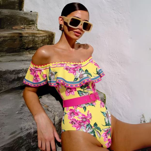 Women's Fashion Sexy One-Piece Swimsuit with Chiffon Cover-Up Set