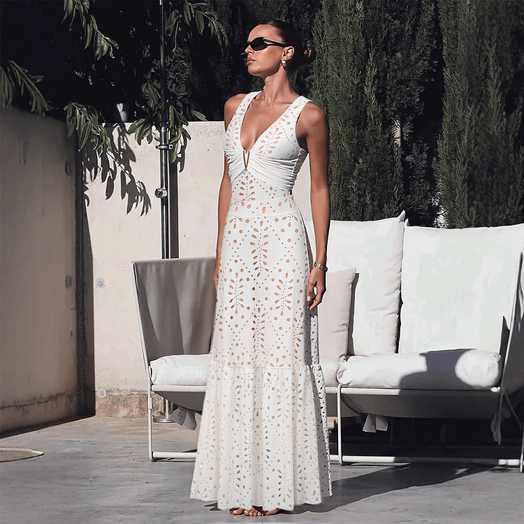 Women's V Neck Solid Color Laser Cutting Flower One Piece Swimsuit and Skirt