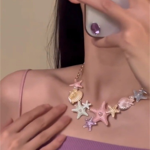 Colorful Ocean Style Necklace Starfish and Shell Pendant Summer Beach Jewelry for Women