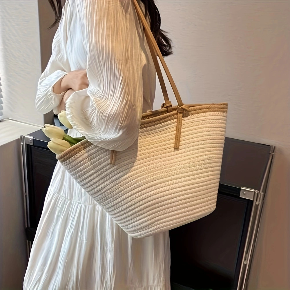 Versatile Straw-Woven Cotton Rope Tote Bag Large Capacity Vacation-Style Beach Bag