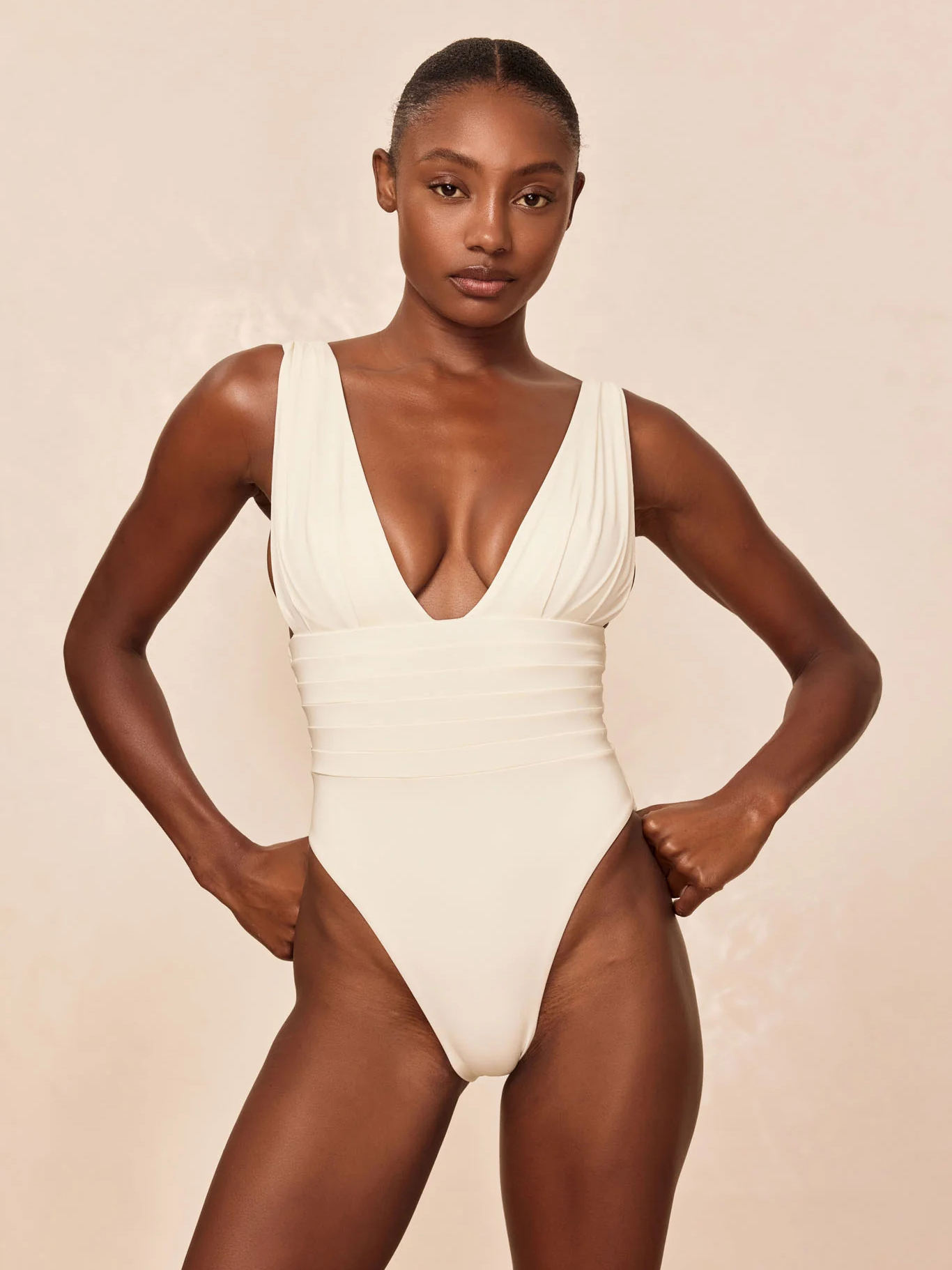 Minimalist Solid Color Deep V djustable Strap Swimsuit