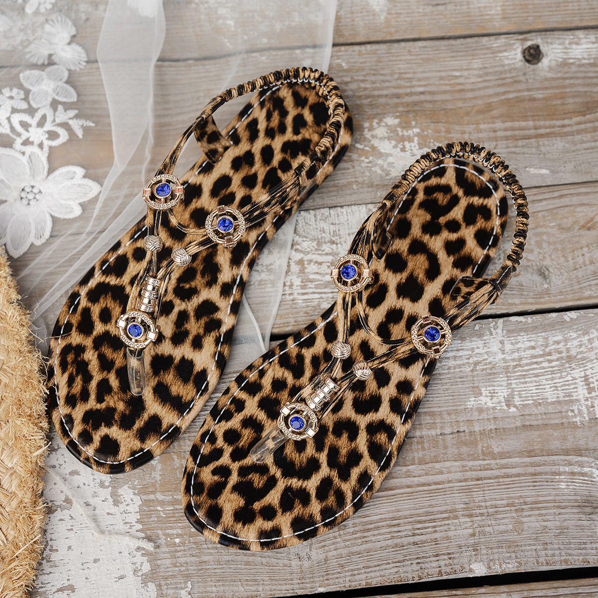 Bohemian Beaded Leopard Print Rhinestone Buckle Thong Toe Round-Toe Beach Sandals