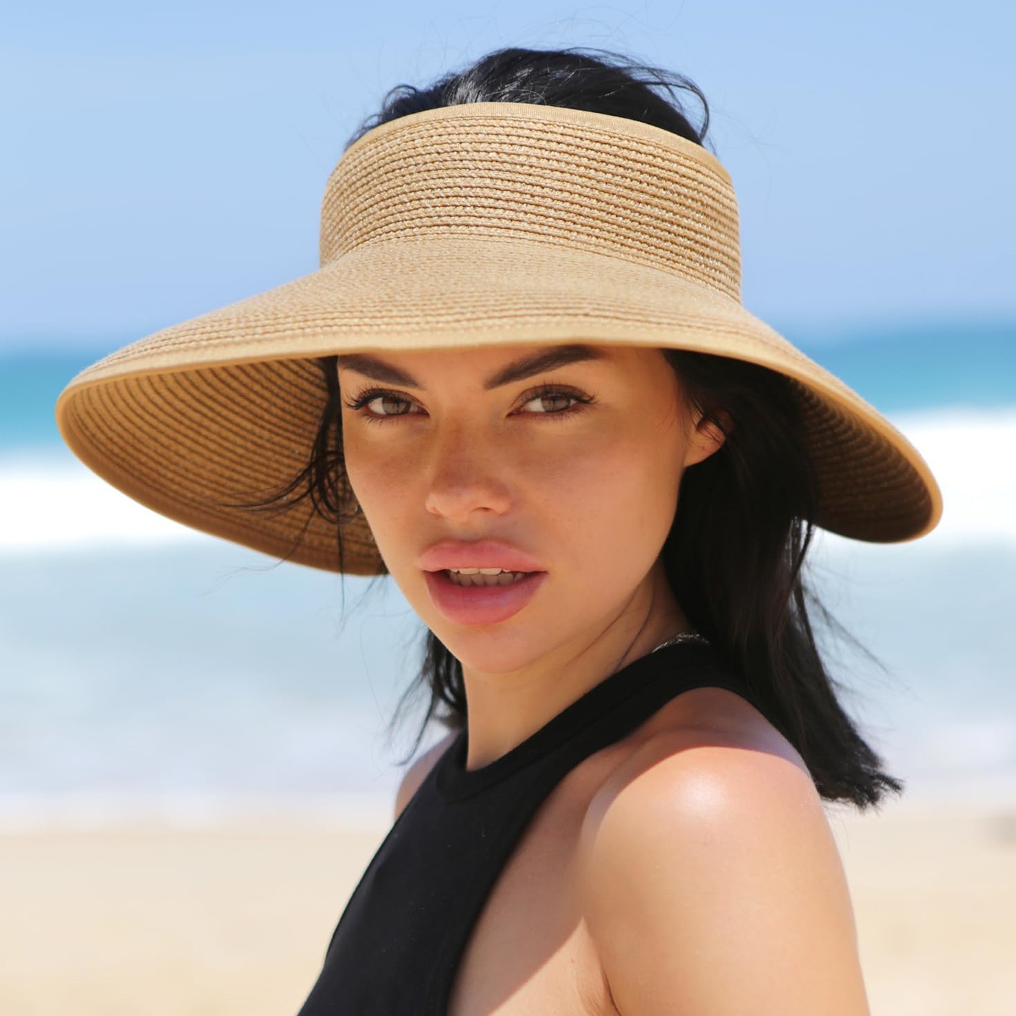 Straw Sun Visor With Wide Brim Open Top and Curved Edge Design Perfect for Beach Vacations