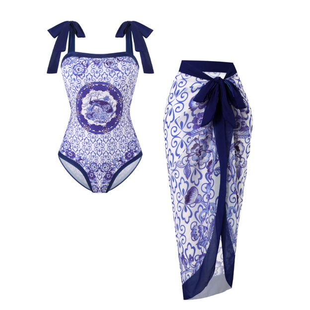 Blue and White Porcelain One-Piece Set