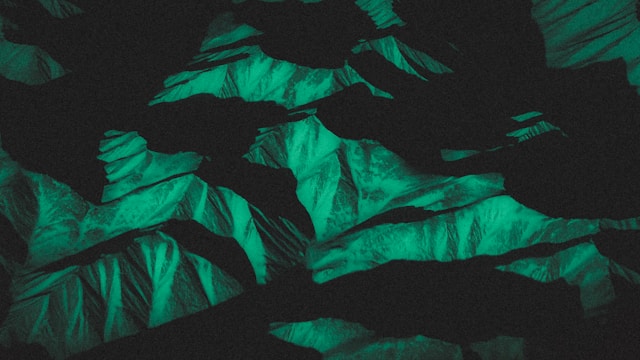 Dark & Mysterious Hues
