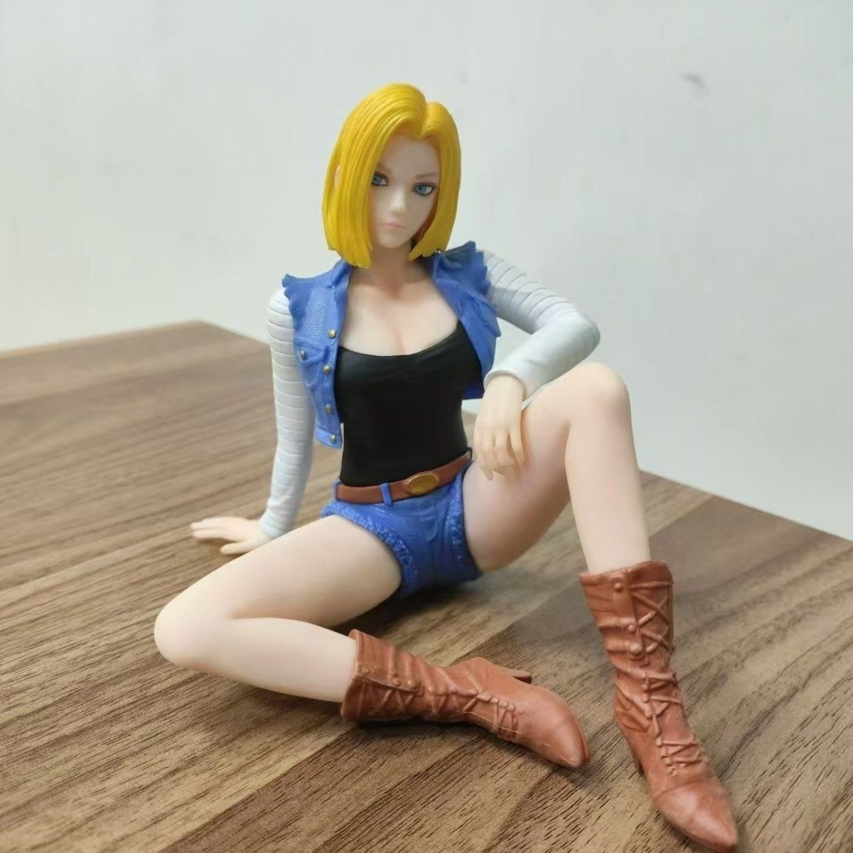 Dragon Ball Z Sexy Android 18 Figure