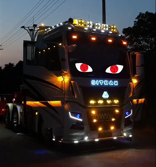 [Exclusive production] DIY Car Dynamic LED Smart Colorful Eye Lamp Soft Screen