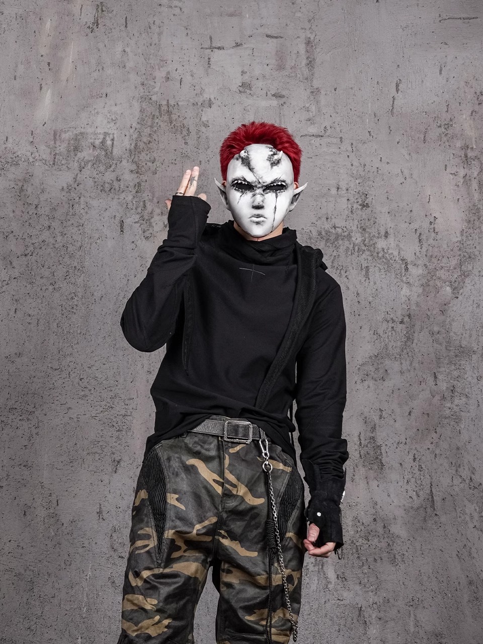 UNDERWATER Broken Creed Long Sleeve