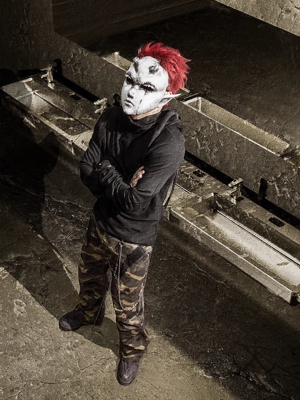 UNDERWATER Broken Creed Long Sleeve