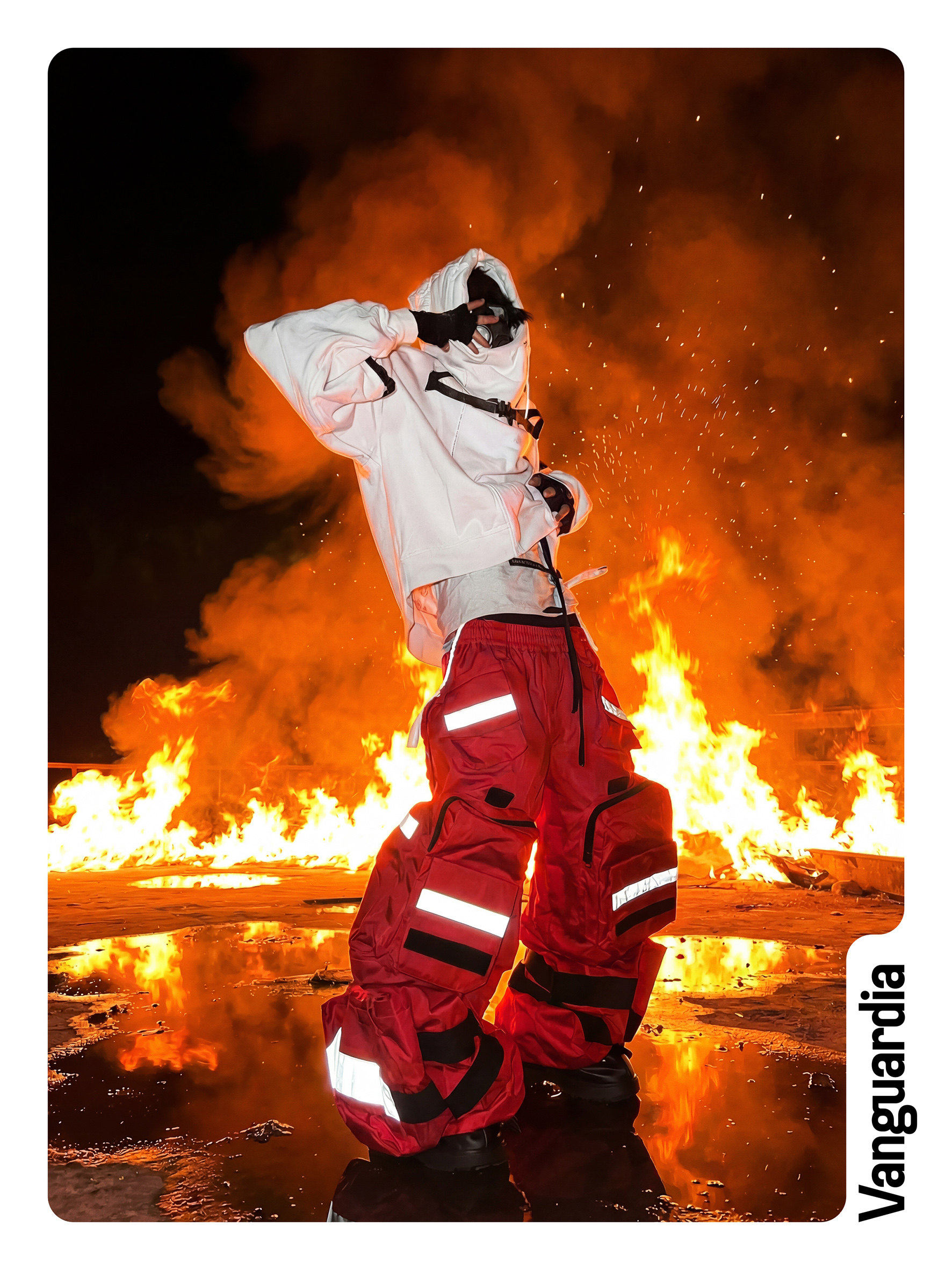 Reflective-Stripe Concept Cargo Pants