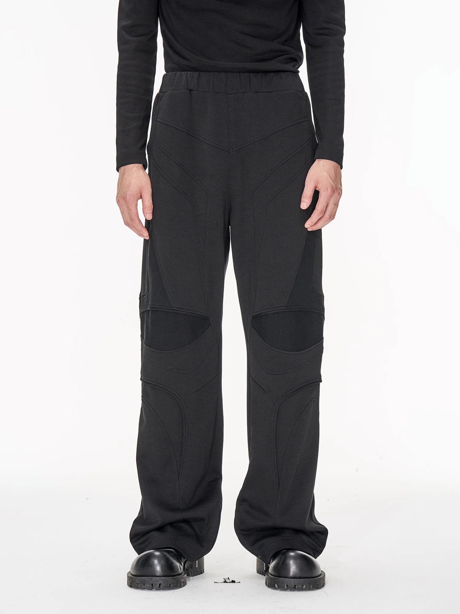 BLINDNOPLAN 23AW 机车元素反差线条拼接开叉宽松直筒卫裤