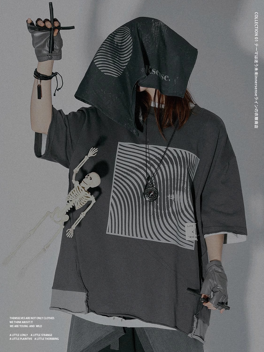 INNERSENSE PSYCHEDELIC STRIPED EYE PRINT T-SHIRT