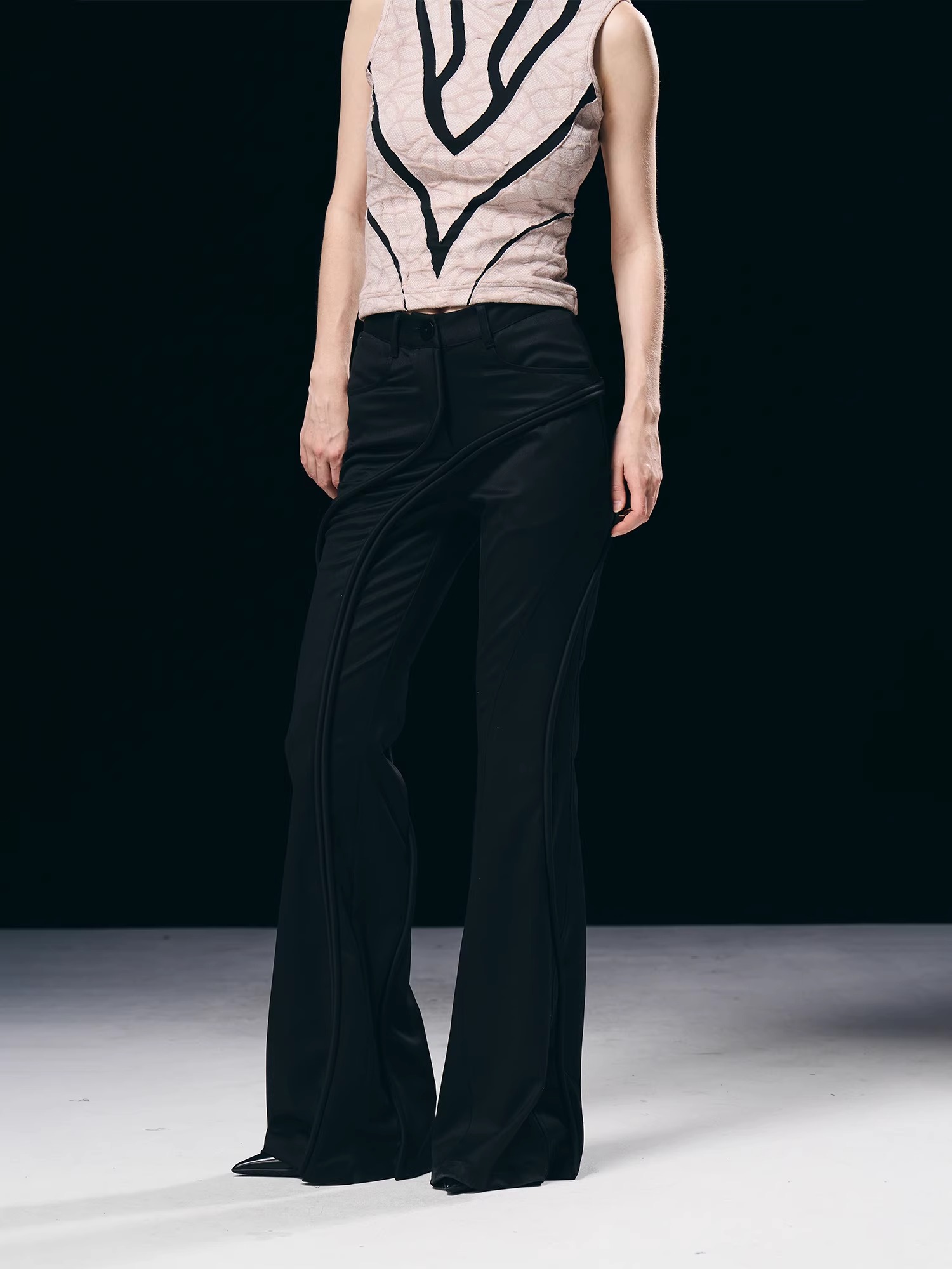 BORON ATOMS 23SS Sculpted Spiral Flared Pants