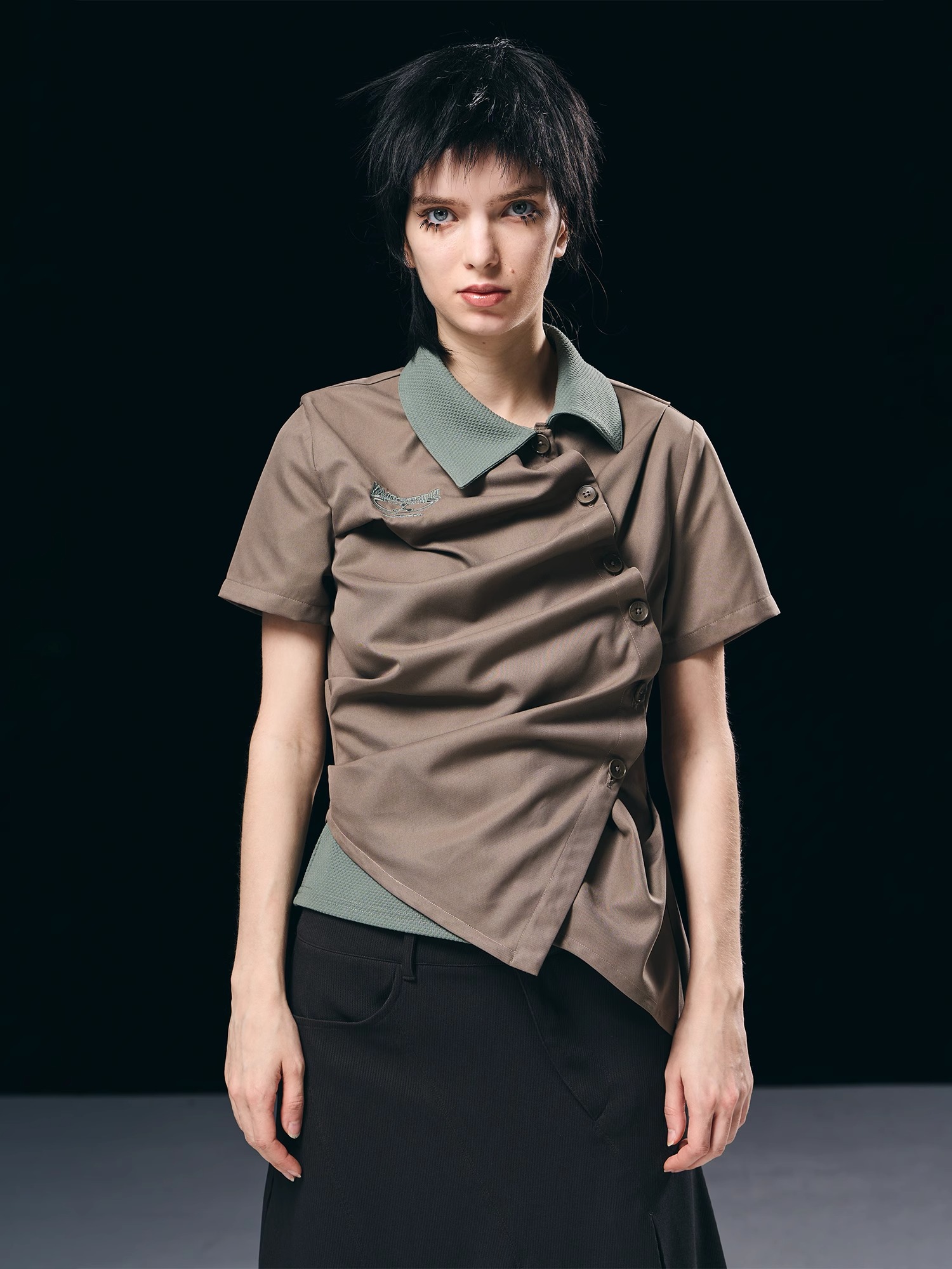 BORON ATOMS 23SS Displaced Placket Natural Wrinkles Asymmetrical Patchwork Embroidered Short Sleeve Shirt