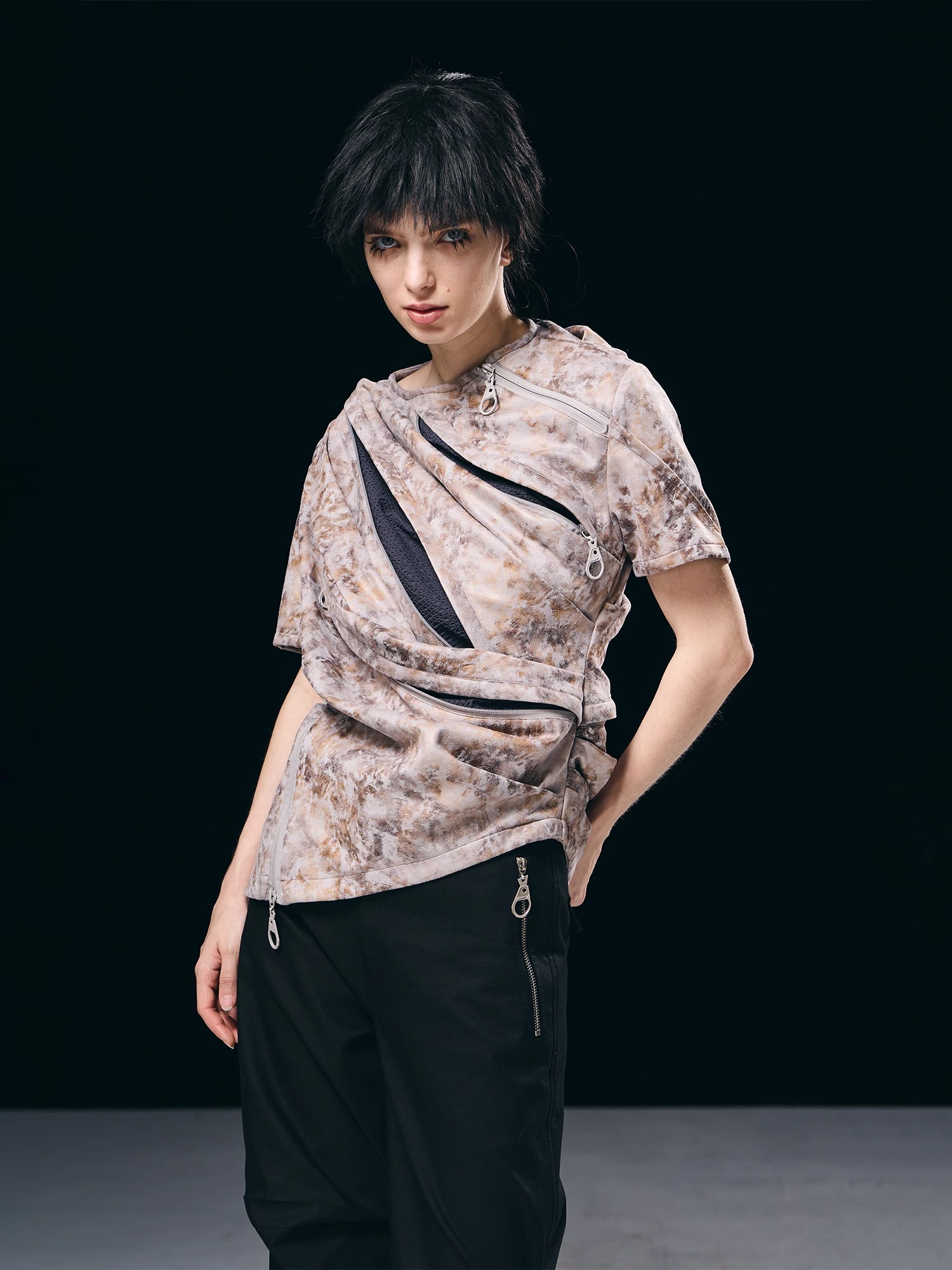 BORON ATOMS 23SS Zipper Pleated Plasticity Dyed T-shirt