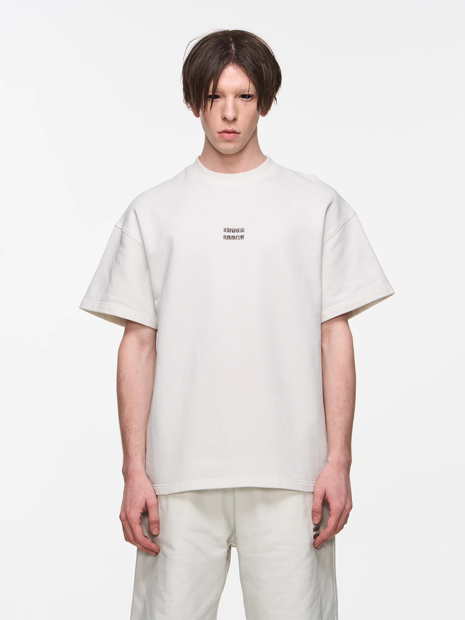 BLINDNOPLAN 24SS Liquid Foil Embroidery Short Sleeve Set