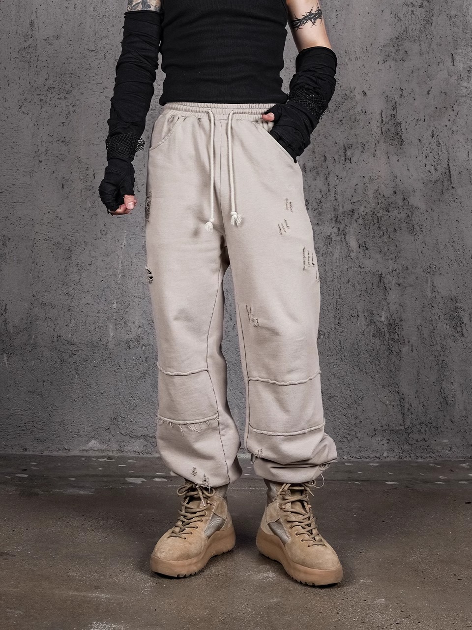 UNDERWATER Wasteland Distressed Pants