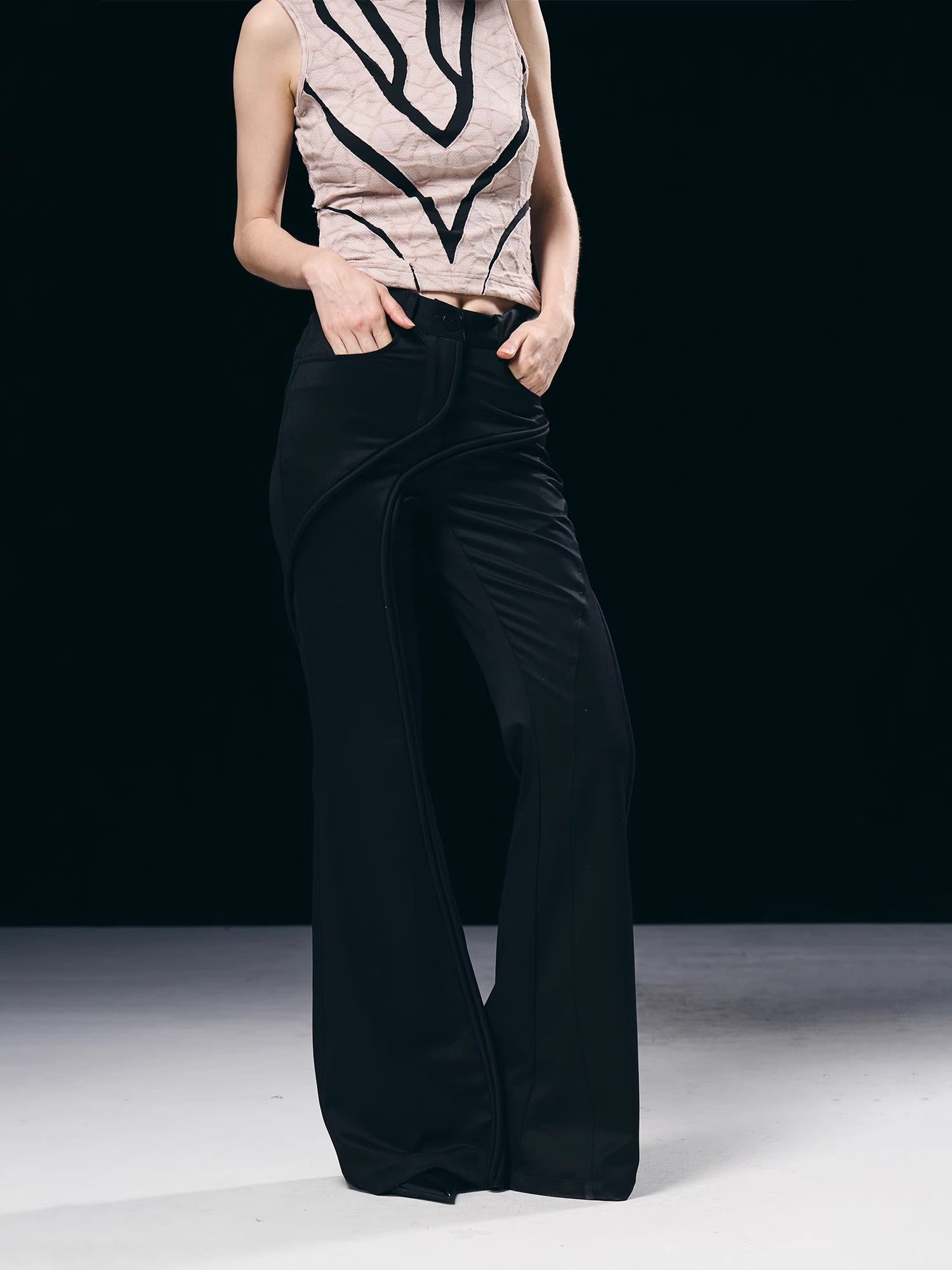 BORON ATOMS 23SS Sculpted Spiral Flared Pants