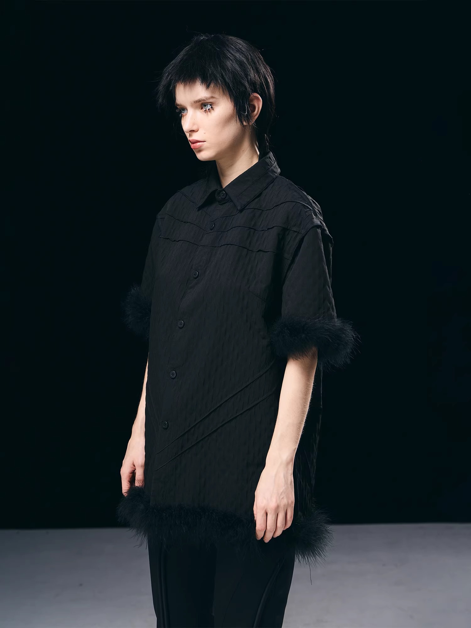 BORON ATOMS 23SS Black Raw Edge 3D Line Shirt