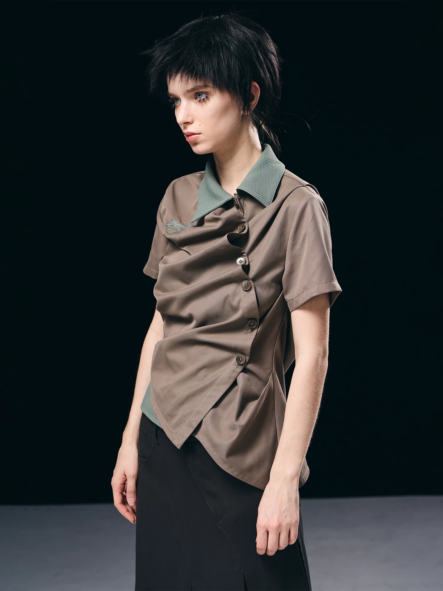 BORON ATOMS 23SS Displaced Placket Natural Wrinkles Asymmetrical Patchwork Embroidered Short Sleeve Shirt