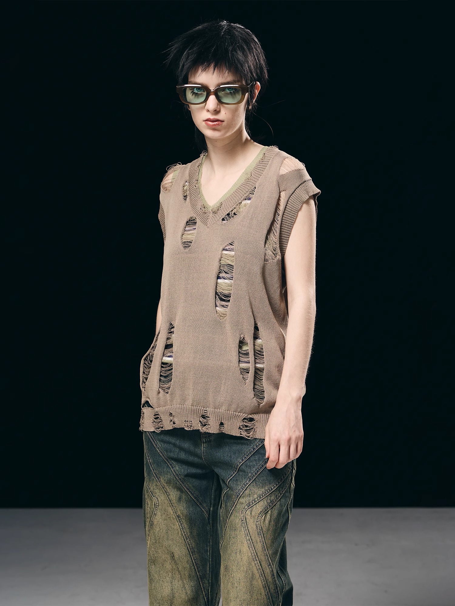 BORON ATOMS 23SS Two-piece Distressed Craft Knitted Striped Tank