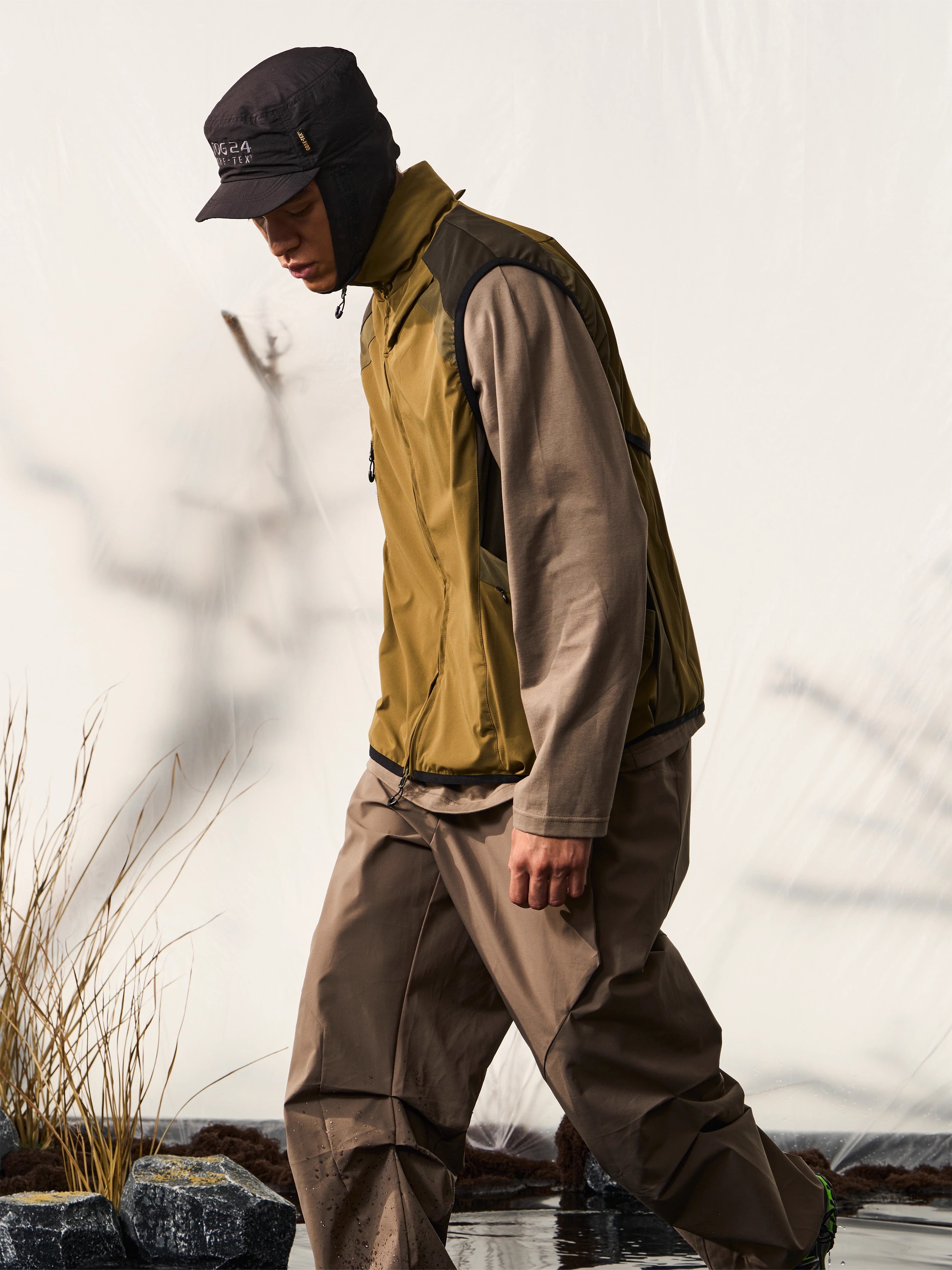 HALCYON 23AW Shrinkable Hooded Layered Vest