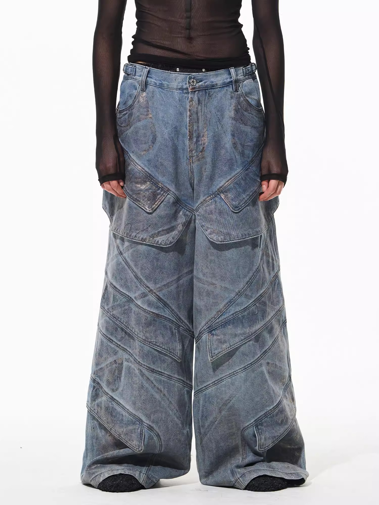 BLINDNOPLAN Gold-Foil Snake Print Denim Pants
