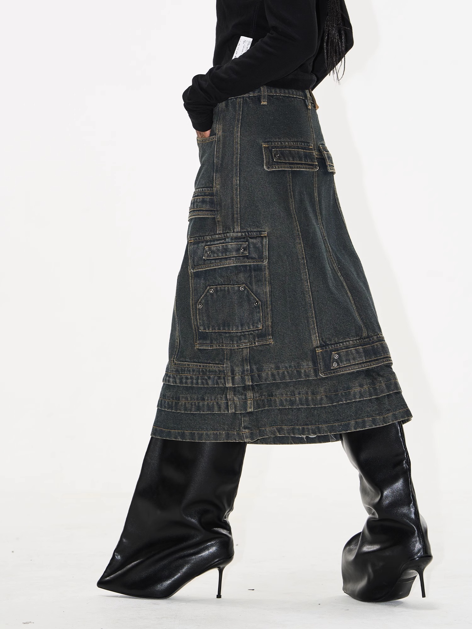 BLINDNOPLAN 25SS Metal Patchwork Distressed Utility Denim Skirt