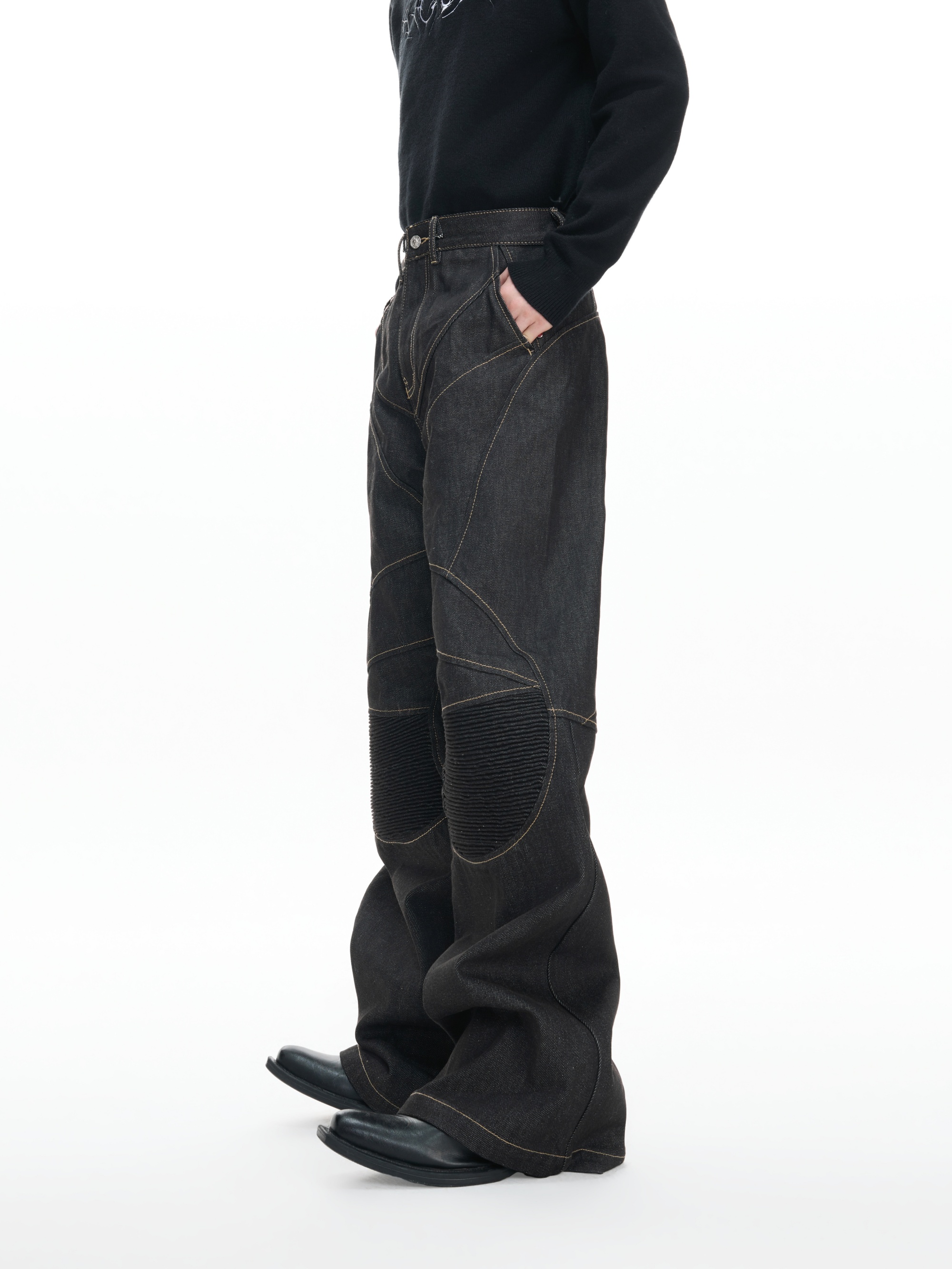 Knee-Pad Pleated High-Stretch Jeans