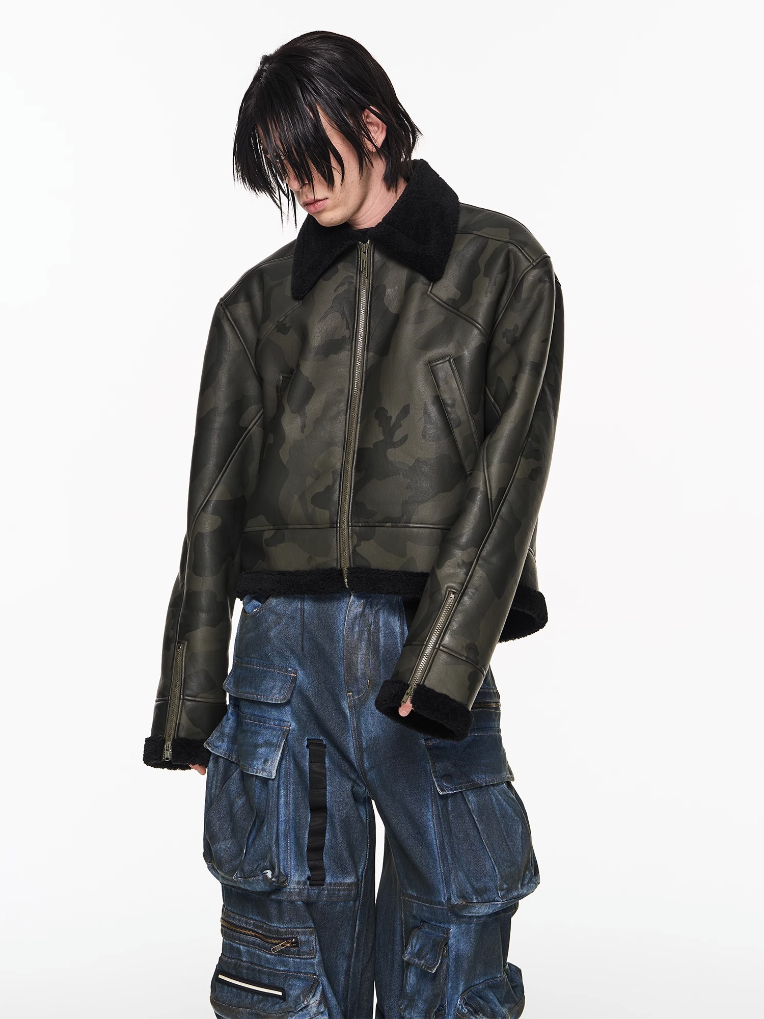 BLINDNOPLAN 23AW SHORT OVERSIZED CAMOUFLAGE SHEARLING COAT