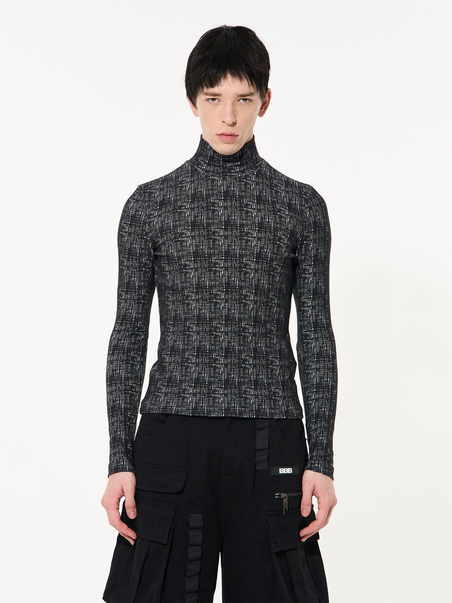 Basic Minimalist Mock Neck Long Sleeve Shirt