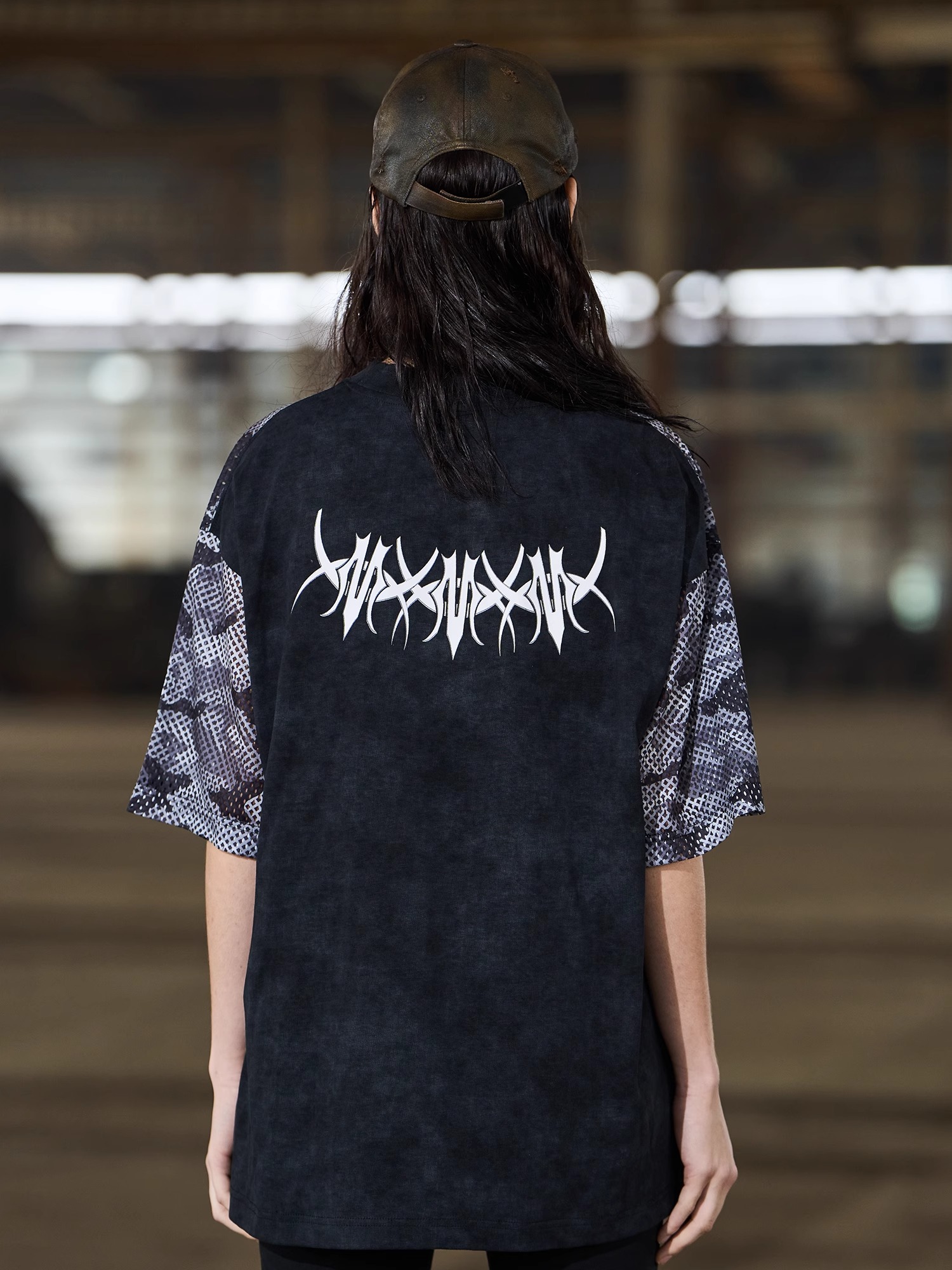 EXITMODE BY BLINDNOPLAN 24SS Double-Sided Gray Camouflage Distressed T-Shirt