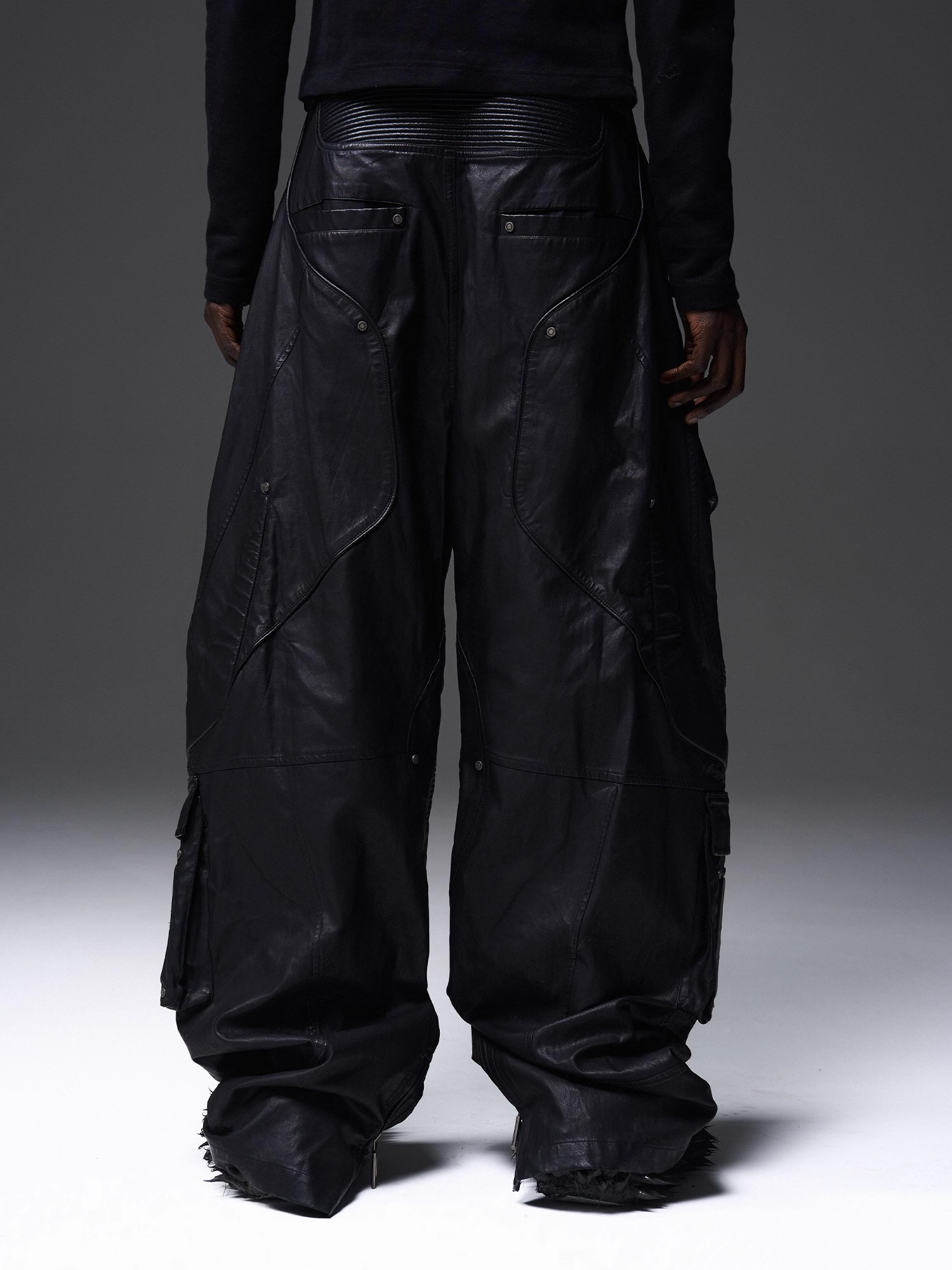 BLINDNOPLAN x BLACK8 Heavy-Duty Metal Racing Multi-Pocket Cargo Pants