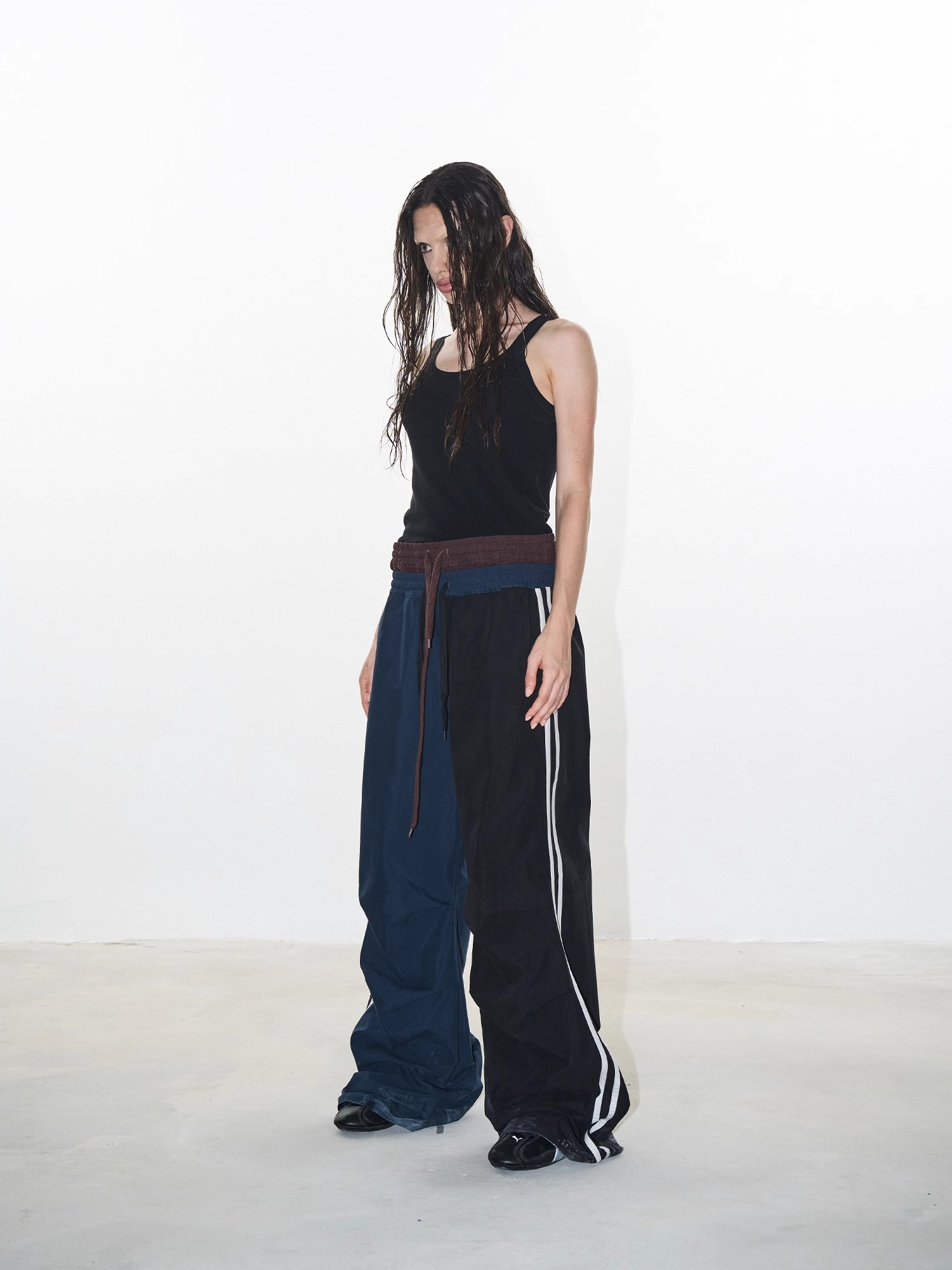 EXITMODE BY BLINDNOPLAN 24AW Double Waist Yin-Yang Pleated Track Pants