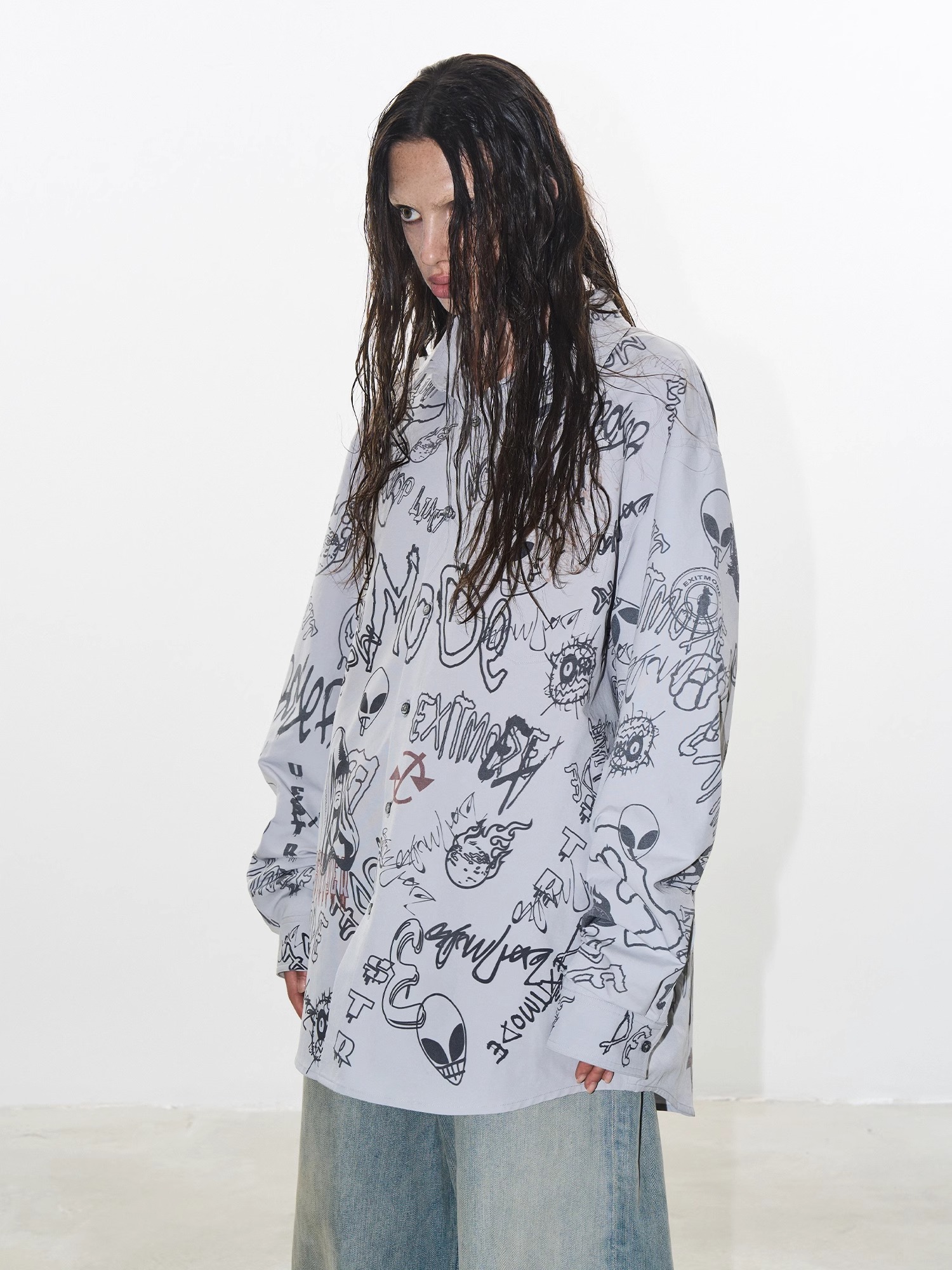 EXITMODE BY BLINDNOPLAN 24AW Graffiti Shirt