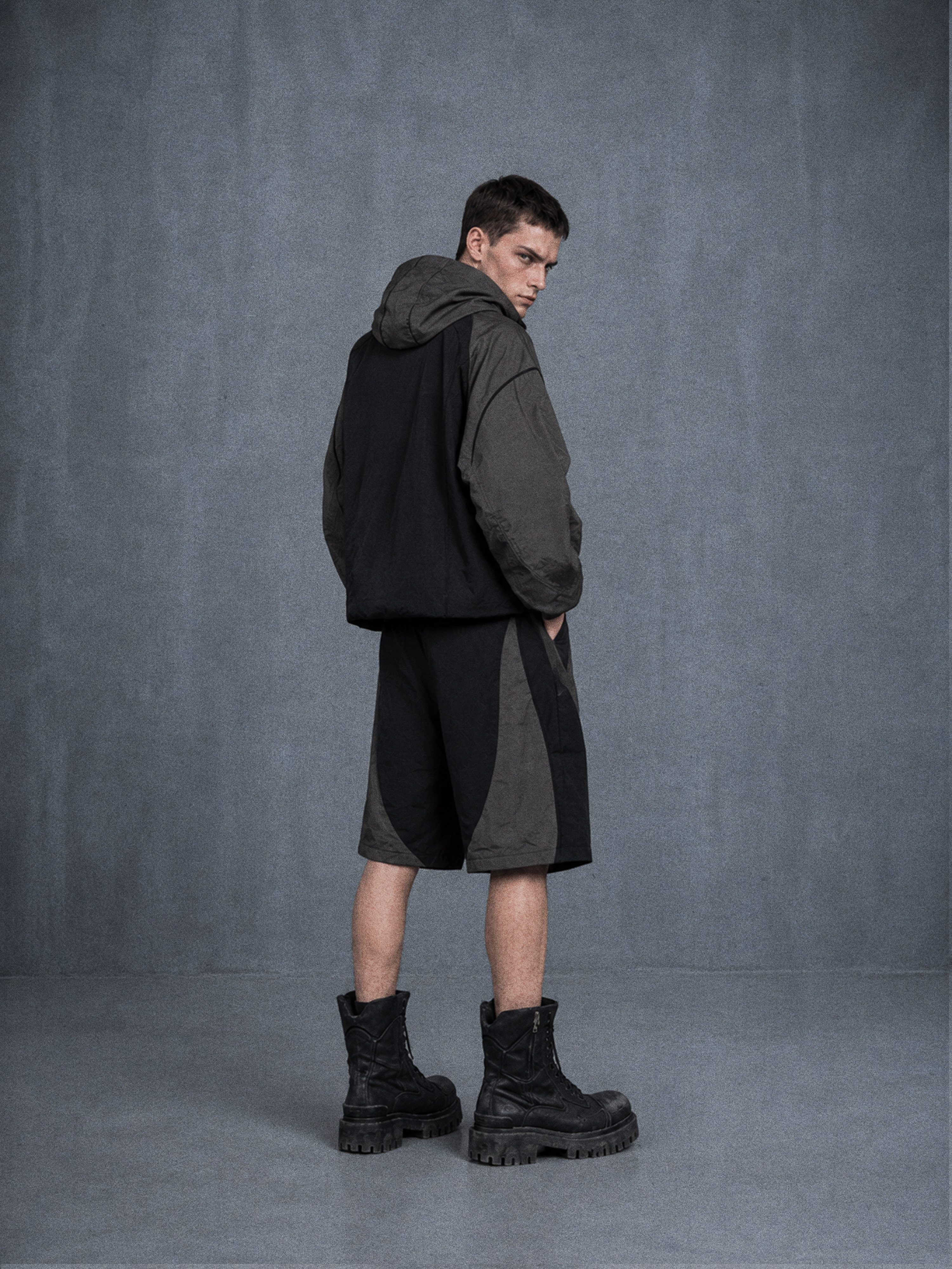 Dull Leaf Shorts