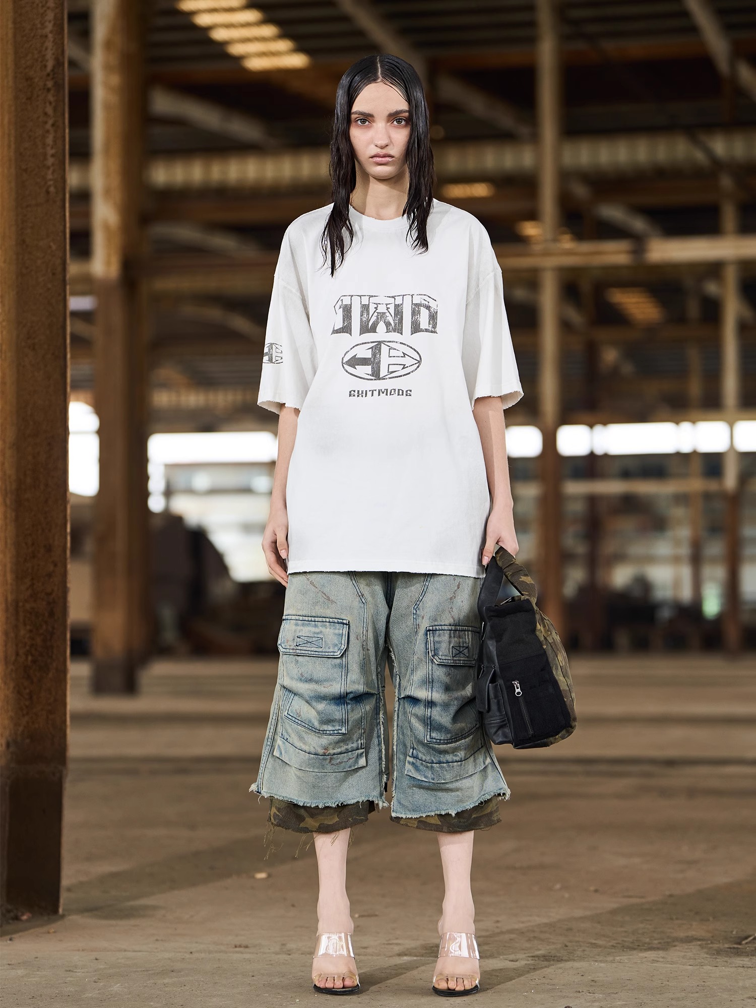 BLINDNOPLAN 24SS EXIT MODE Distressed and Printed Dual-tone T-shirt
