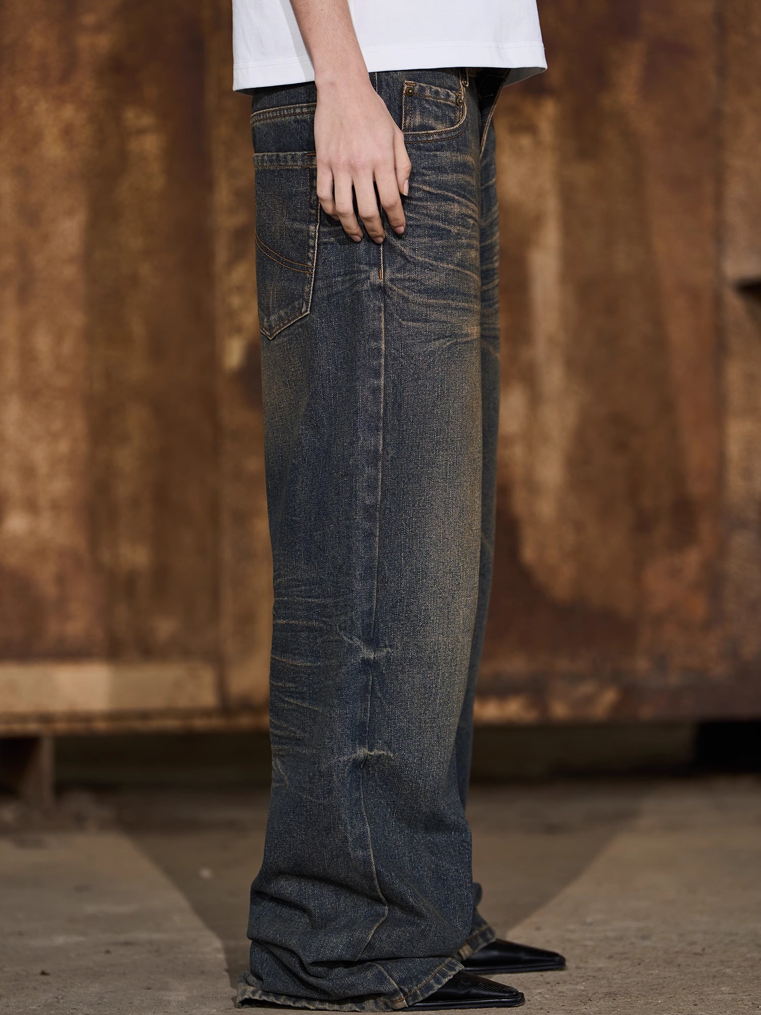 EXITMODE BY BLINDNOPLAN 24SS Yellow Mud-Dyed Distressed Straight-Leg Jeans