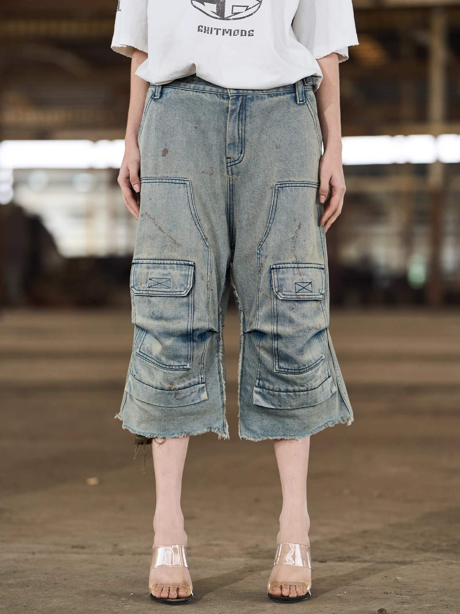 EXITMODE BY BLINDNOPLAN 24SS Pleated Splatter Paint Utility Mid-Length Shorts