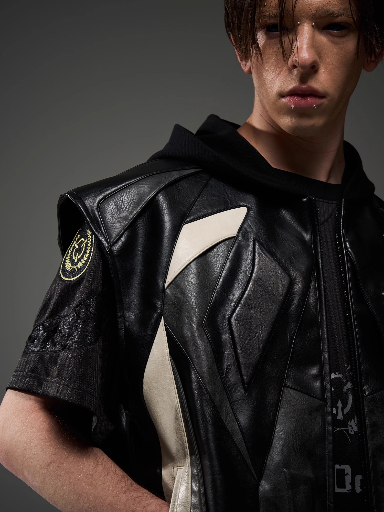 BLINDNOPLAN 24AW Heavy-Duty Colorblock Distressed Biker Vest