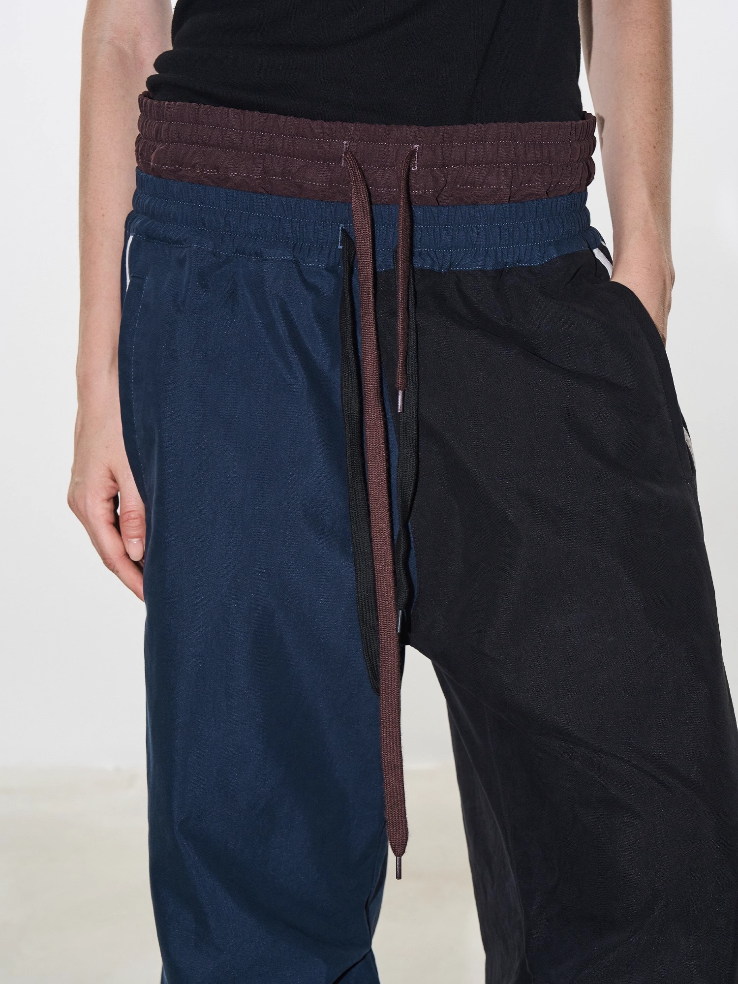 EXITMODE BY BLINDNOPLAN 24AW Double Waist Yin-Yang Pleated Track Pants