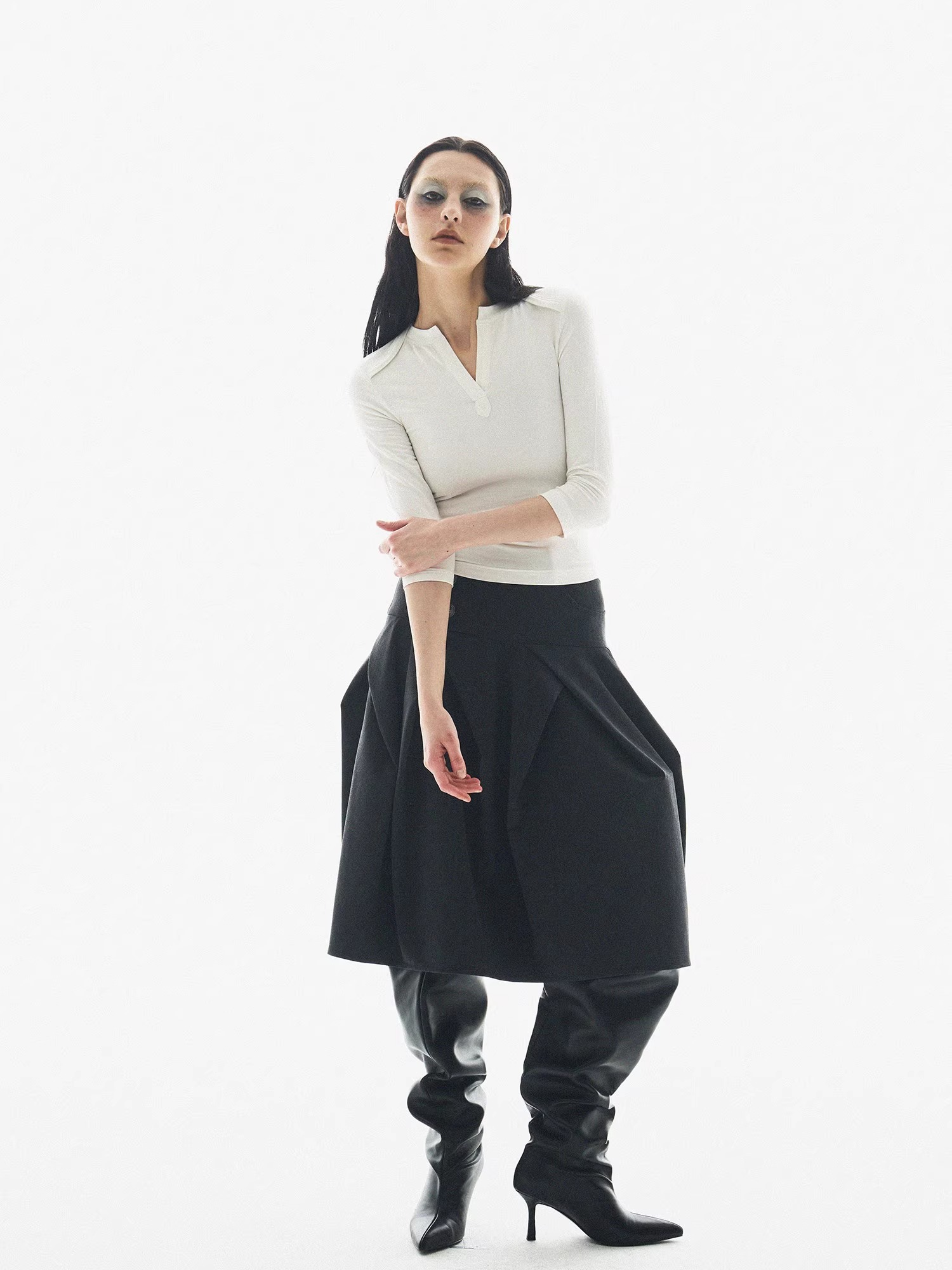 BORON ATOMS 24SS V-Neck Seven-Eighth Sleeve Base Layer T-Shirt