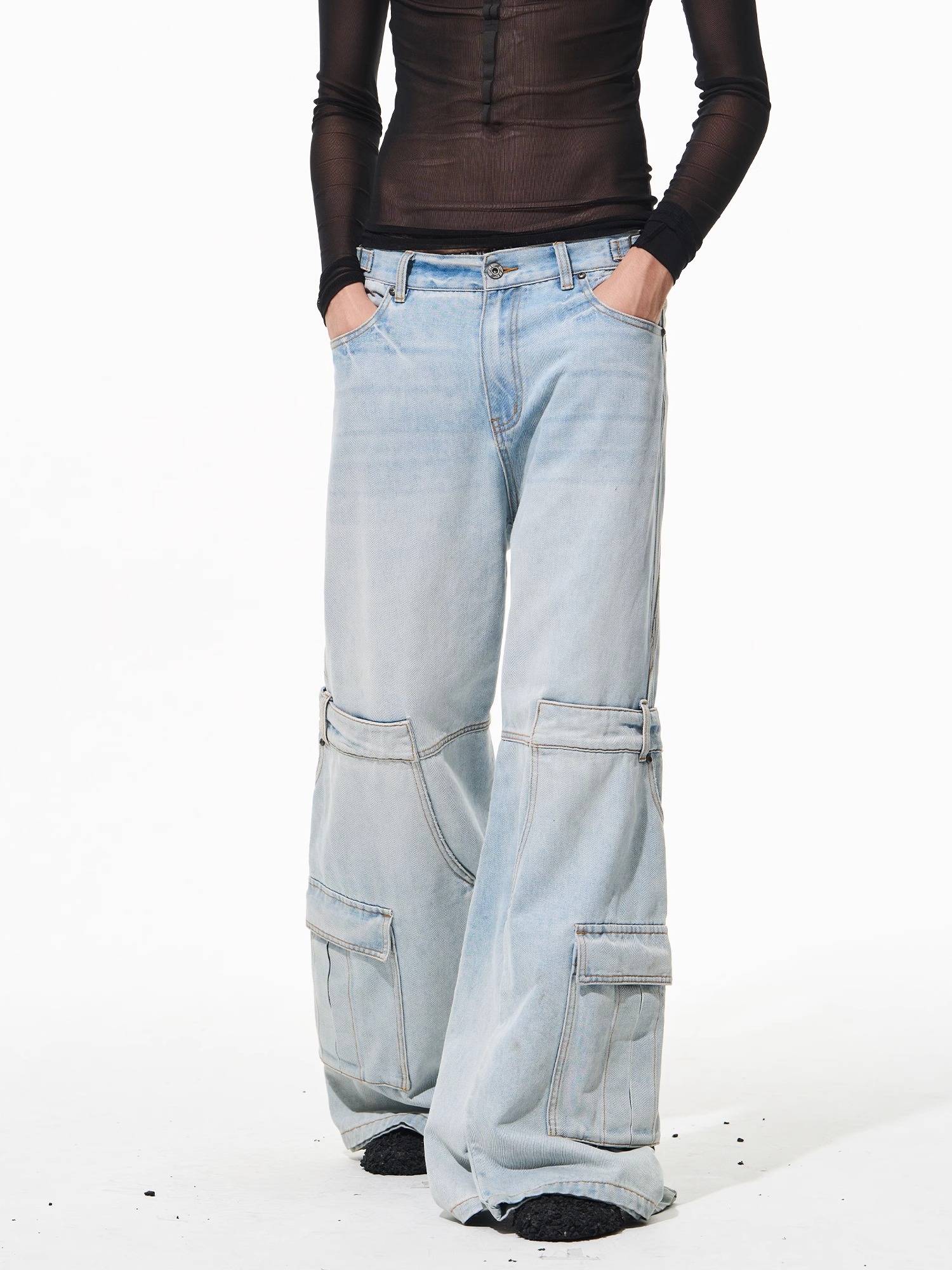 BLINDNOPLAN Dual Opening Visual Light Wash Denim Pants