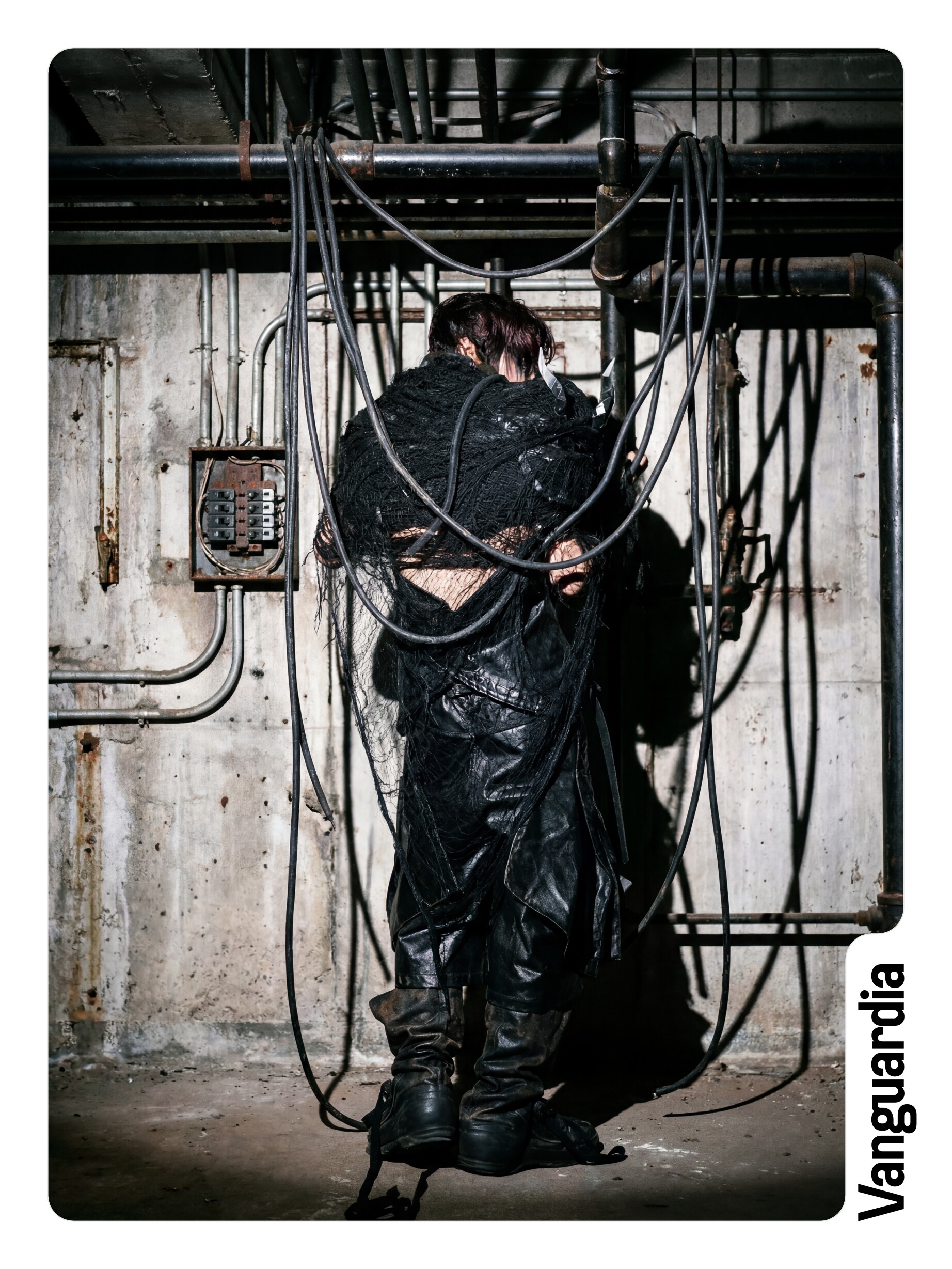 “Twisted Axis“ Coated Deconstructed Capris