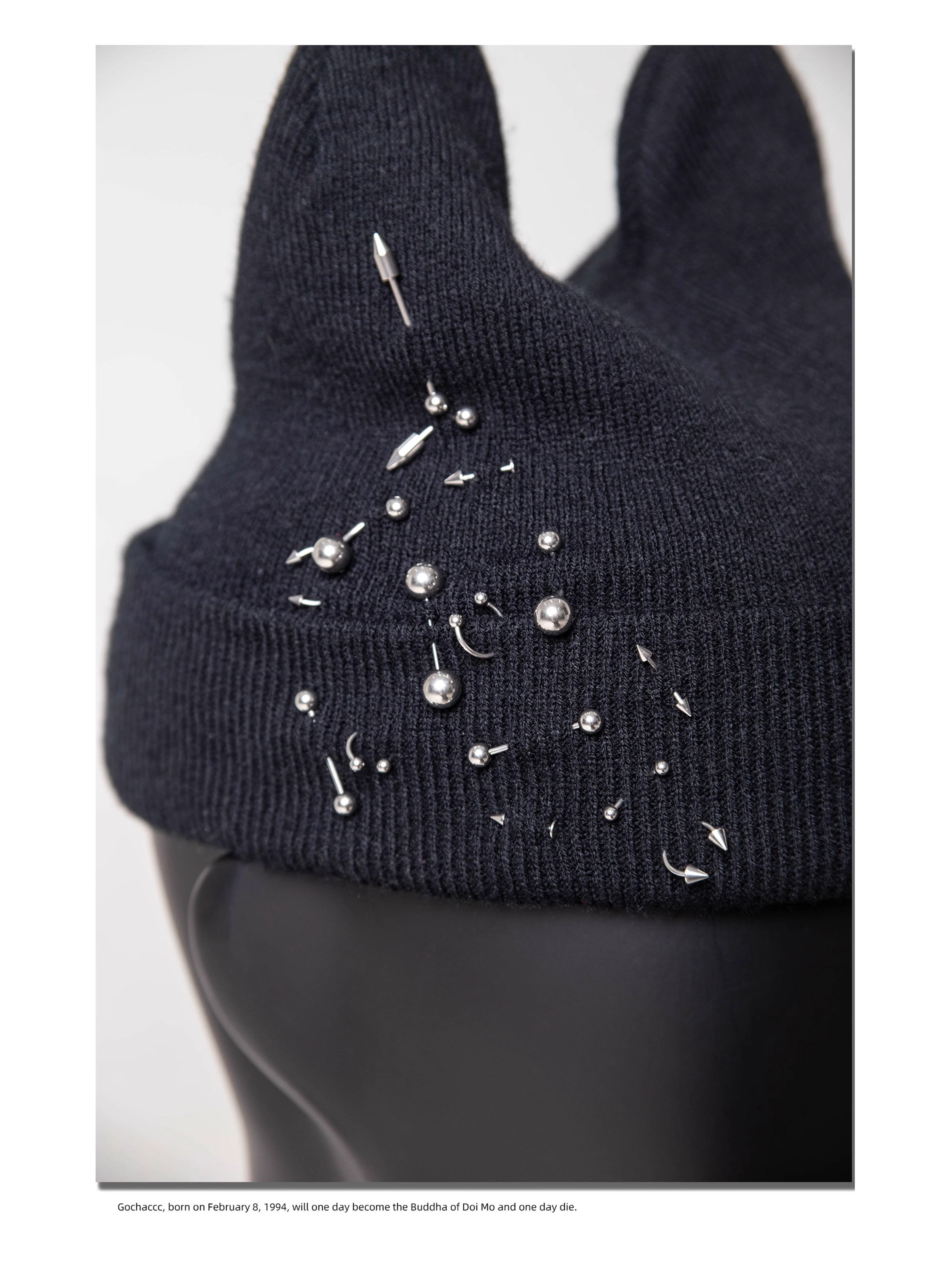 GOCHASKERO Rivet-studded Pointed Beanie