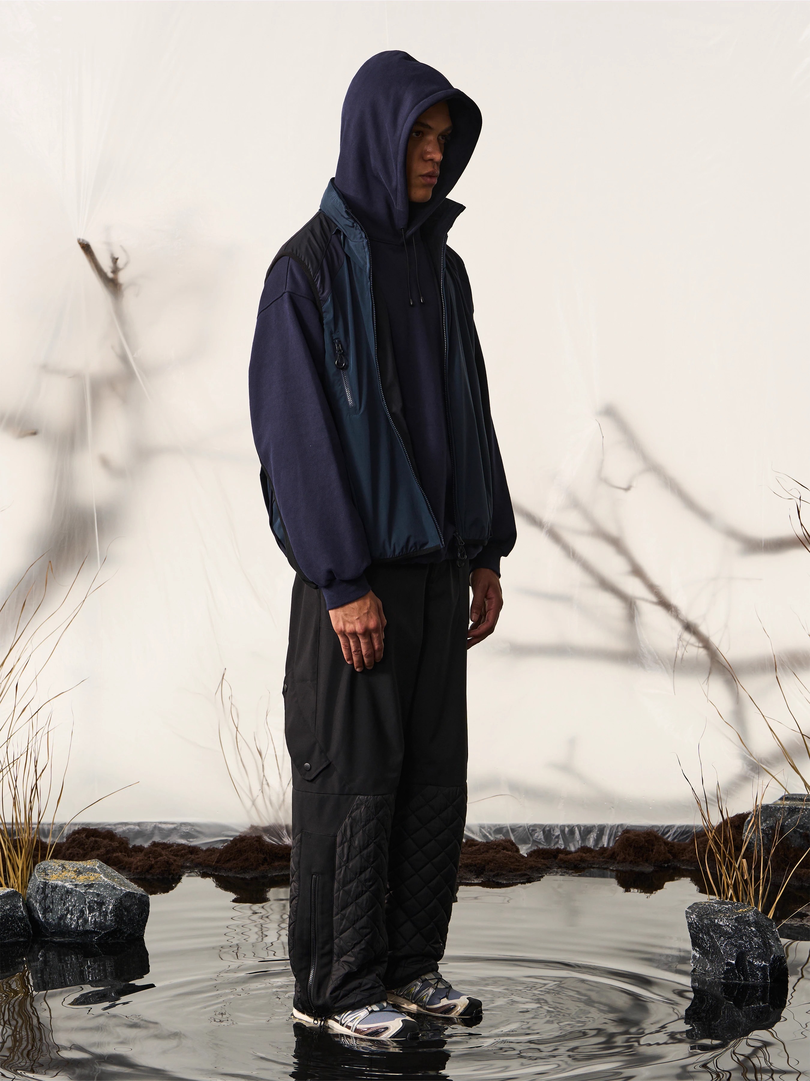 HALCYON 23AW Shrinkable Hooded Layered Vest